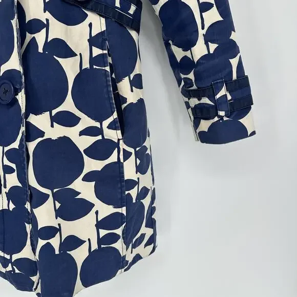 Boden Coat Womens 6 Blue White Apple Print Hooded Belted Rain Trench Jacket - Picture 4 of 13